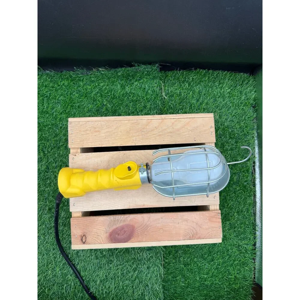 POWERZONE ORTL010625 Plug-In Drop Work Light 120V - tested and working